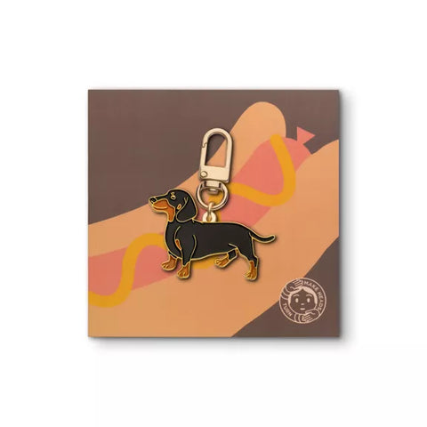 Enamel Carabiner Keychain "Dachshund"
